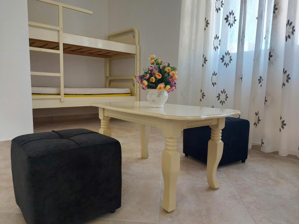 Bral Apartment 7 - Two-Bedroom With Seaview Durres Bagian luar foto