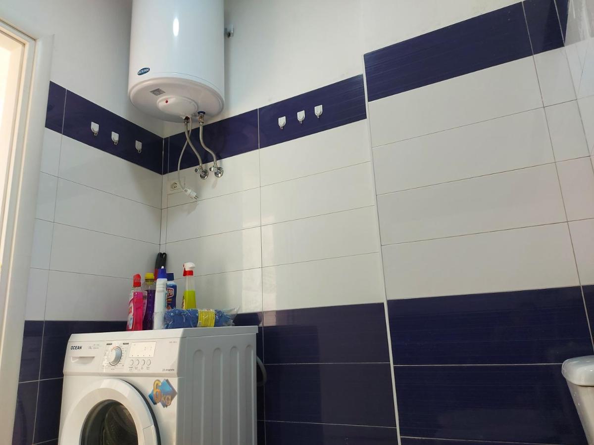 Bral Apartment 7 - Two-Bedroom With Seaview Durres Bagian luar foto